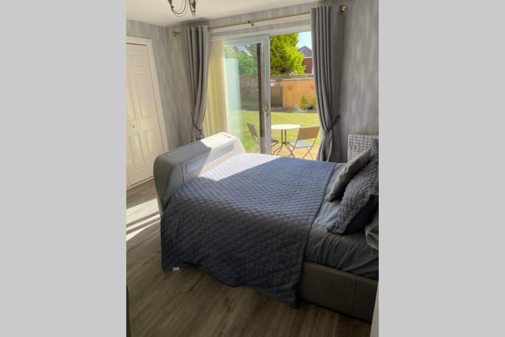 Largs Sea Front, Modern Apartment Εξωτερικό φωτογραφία
