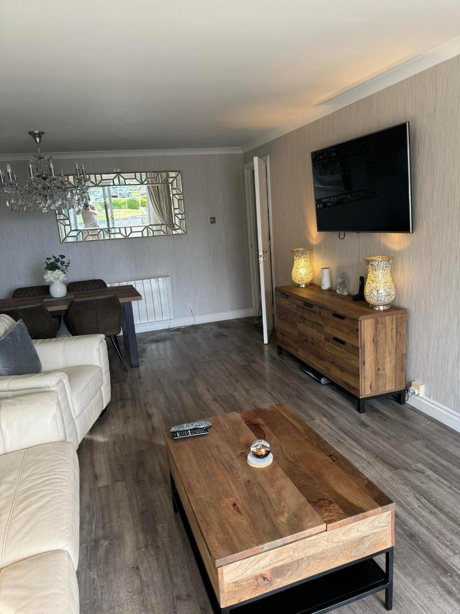 Largs Sea Front, Modern Apartment Δωμάτιο φωτογραφία
