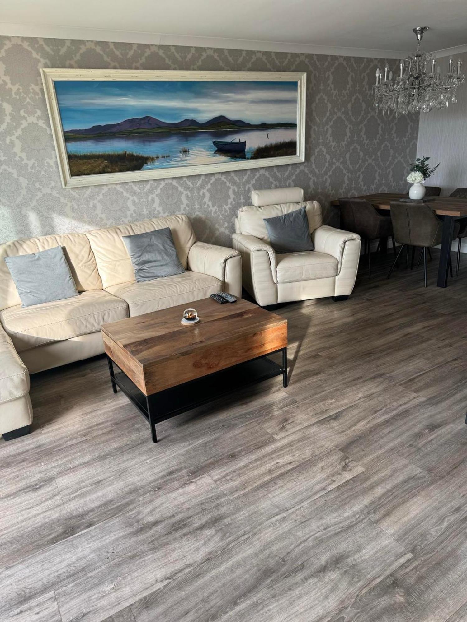 Largs Sea Front, Modern Apartment Εξωτερικό φωτογραφία